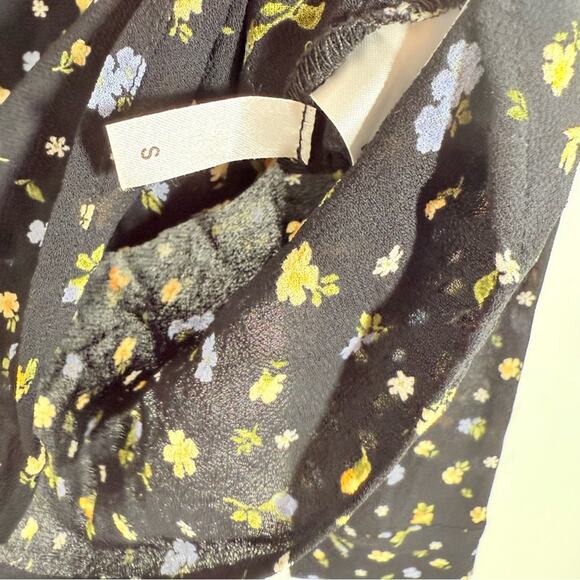 Reformation Violet Black Floral Semi Sheer Long Sleeve Button Up Blouse Small - Picture 15 of 15